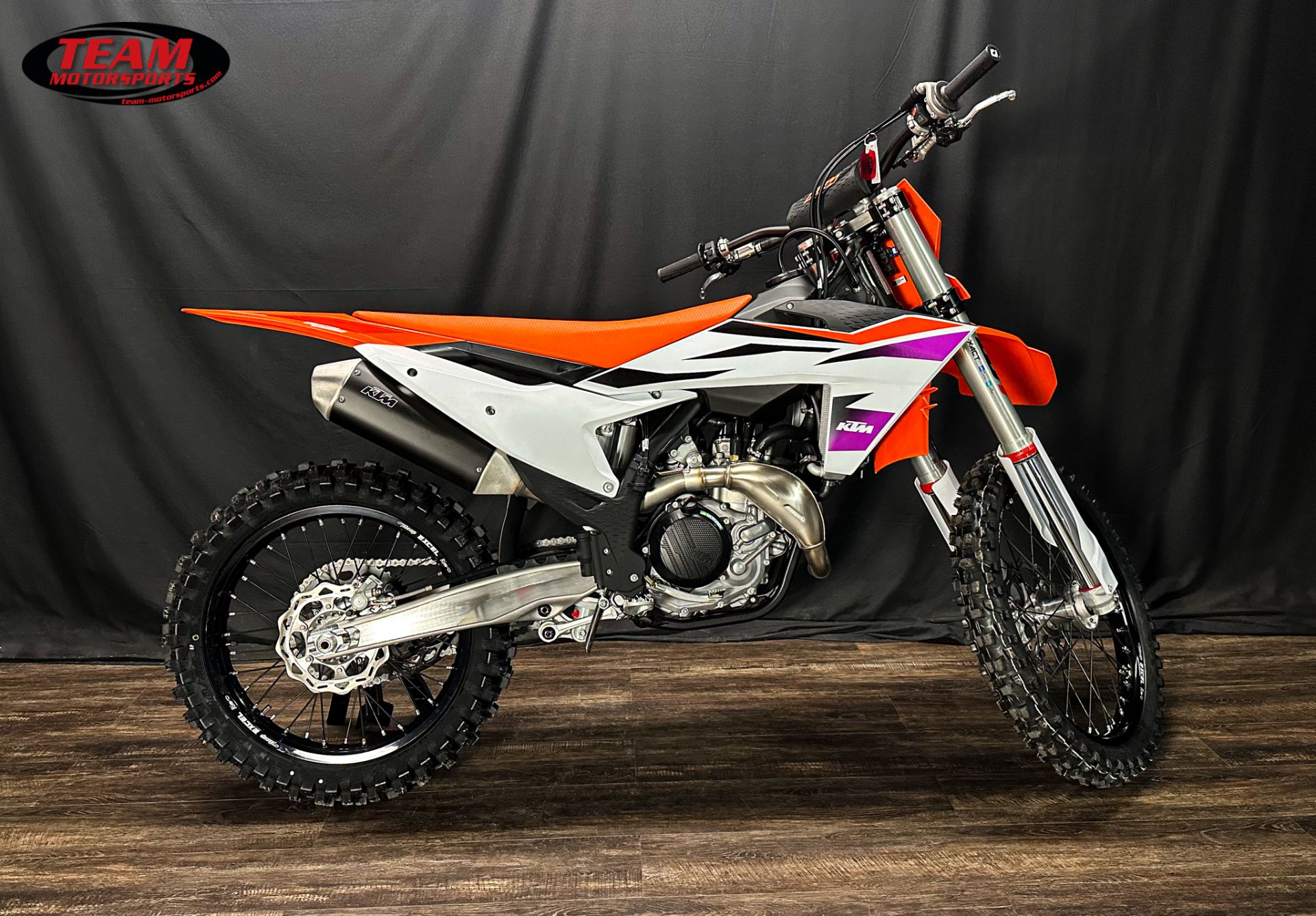 New 2024 KTM 450 SX-F, De Pere WI | Specs, Price, Photos | Orange