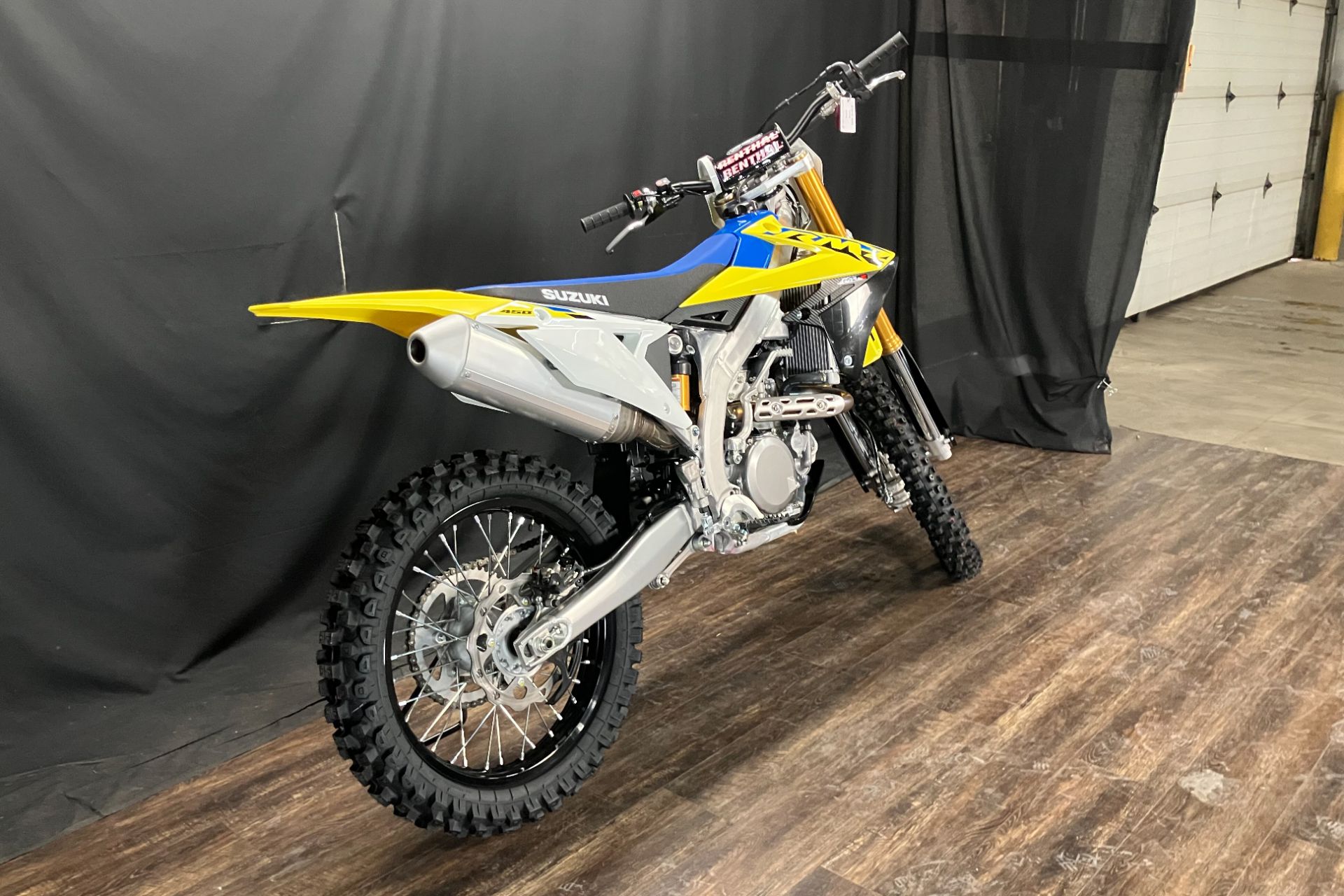 New 2025 Suzuki RM-Z450, De Pere WI | Specs, Price, Photos