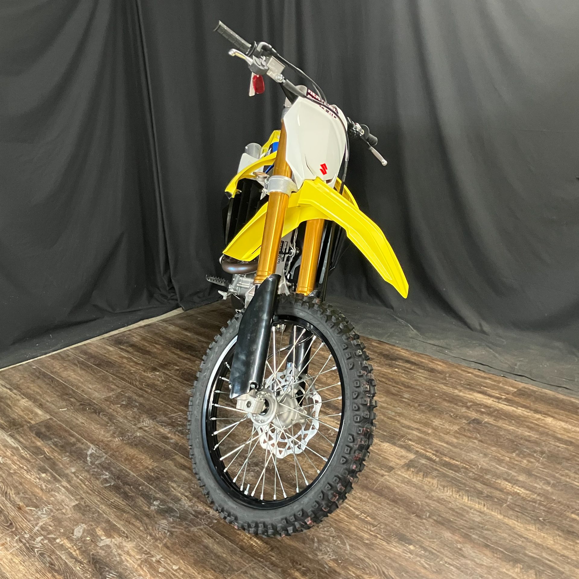 New 2025 Suzuki RM-Z450, De Pere WI | Specs, Price, Photos