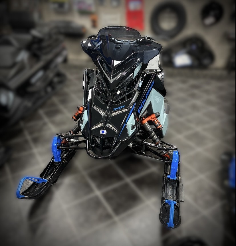 2026 850 INDY VR1 137 Dynamix SC ES