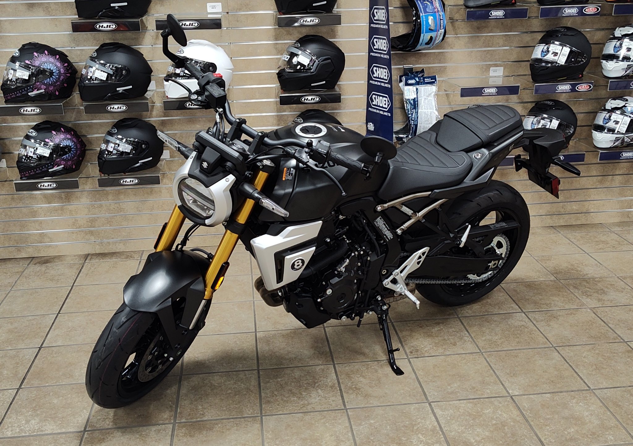 2026 GSX-8T