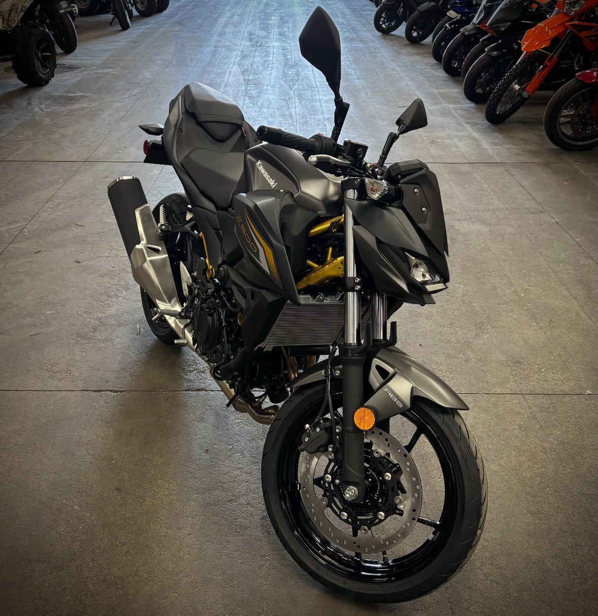 2026 Kawasaki Z500 ABS 1