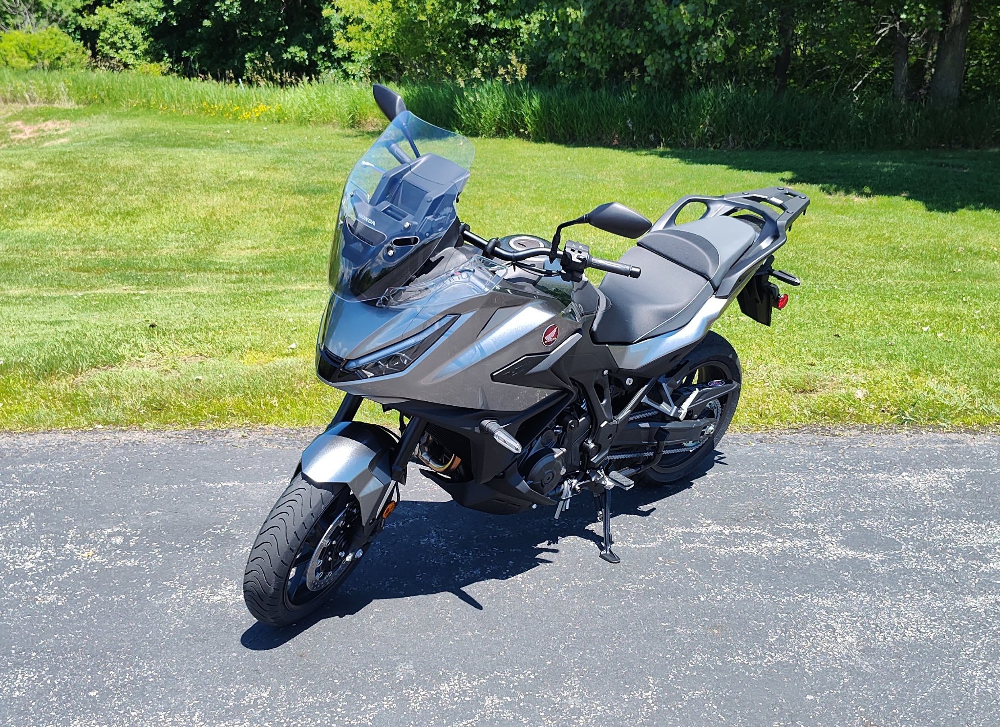 2026 NT1100 DCT