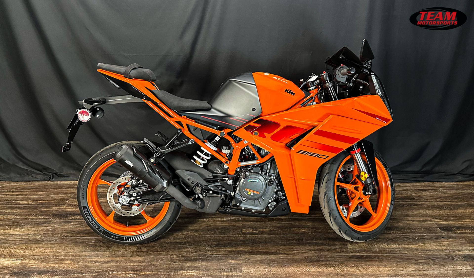 New 2024 KTM RC 390, De Pere WI | Specs, Price, Photos | Orange 31833