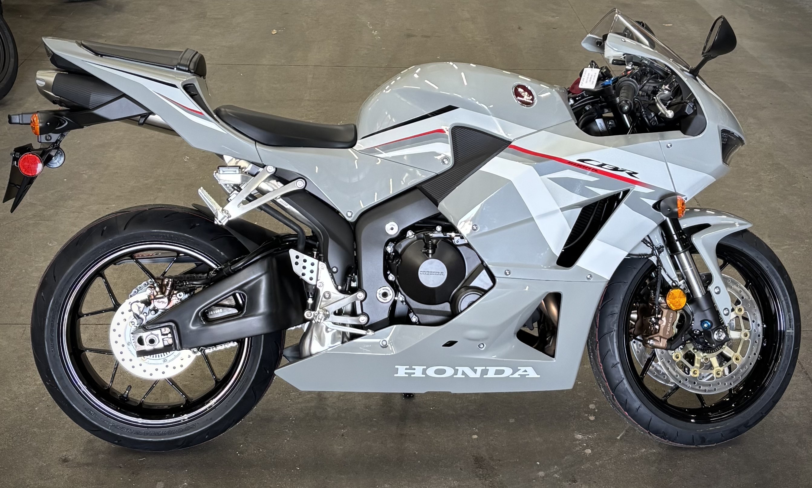 【新品未使用】ReFa RR-AB00 SILVER New 2026 Honda CBR600RR ABS, De Pere WI | Specs, Price, Photos