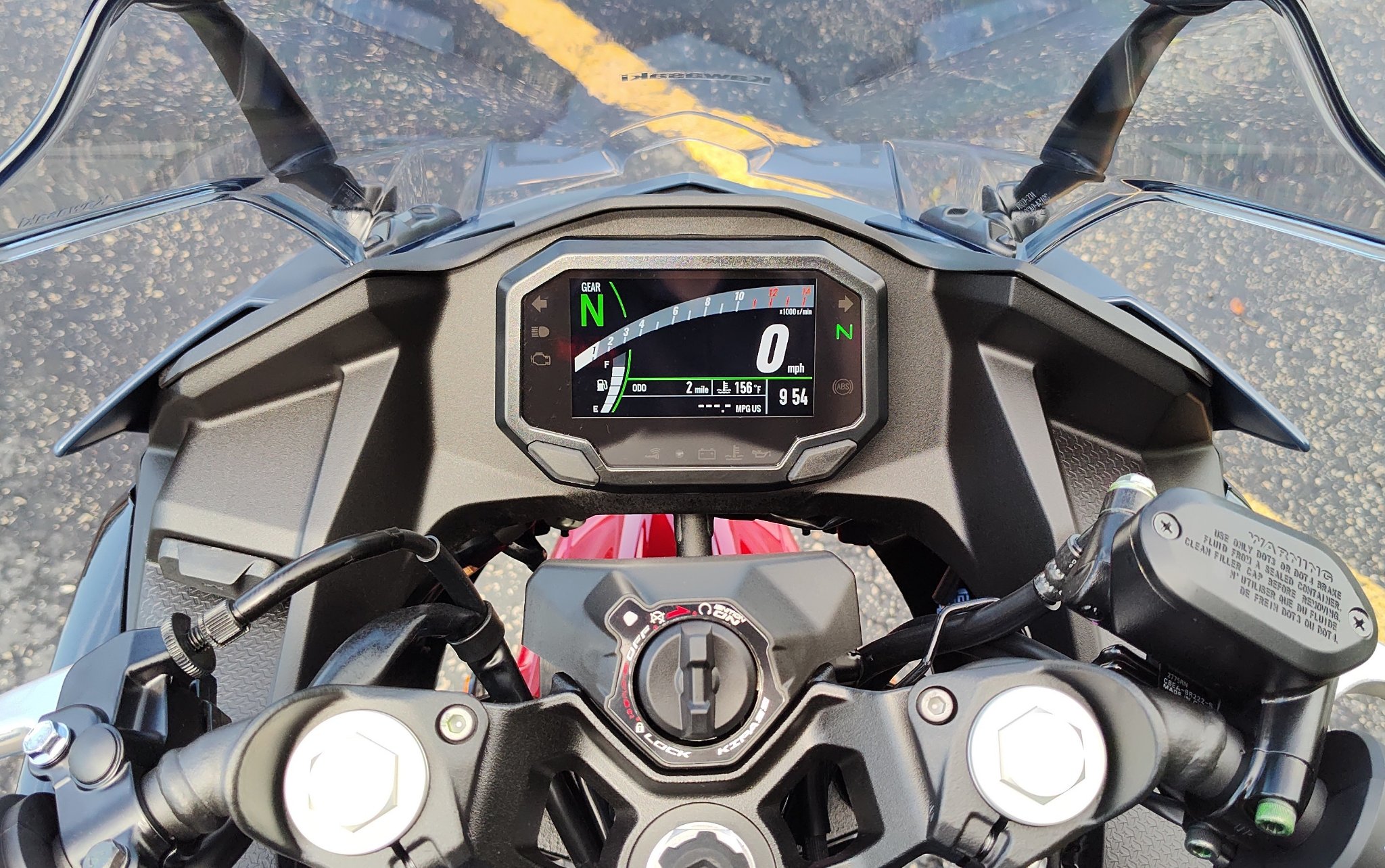 2026 Kawasaki Ninja® 500 SE ABS 6