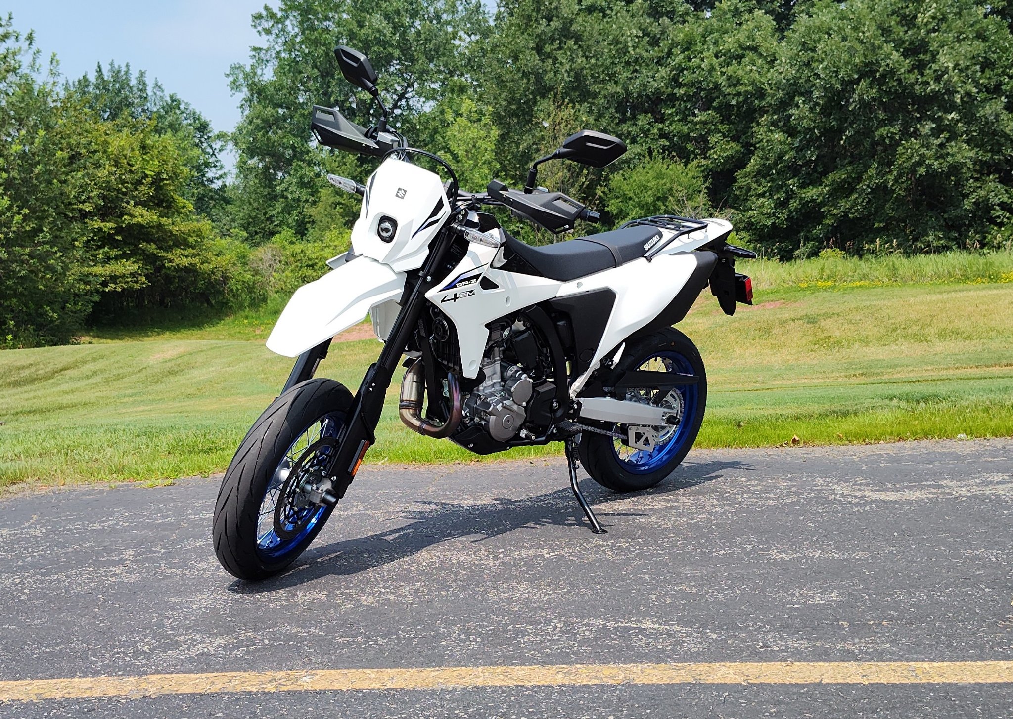 2026 Suzuki DR-Z4SM 1