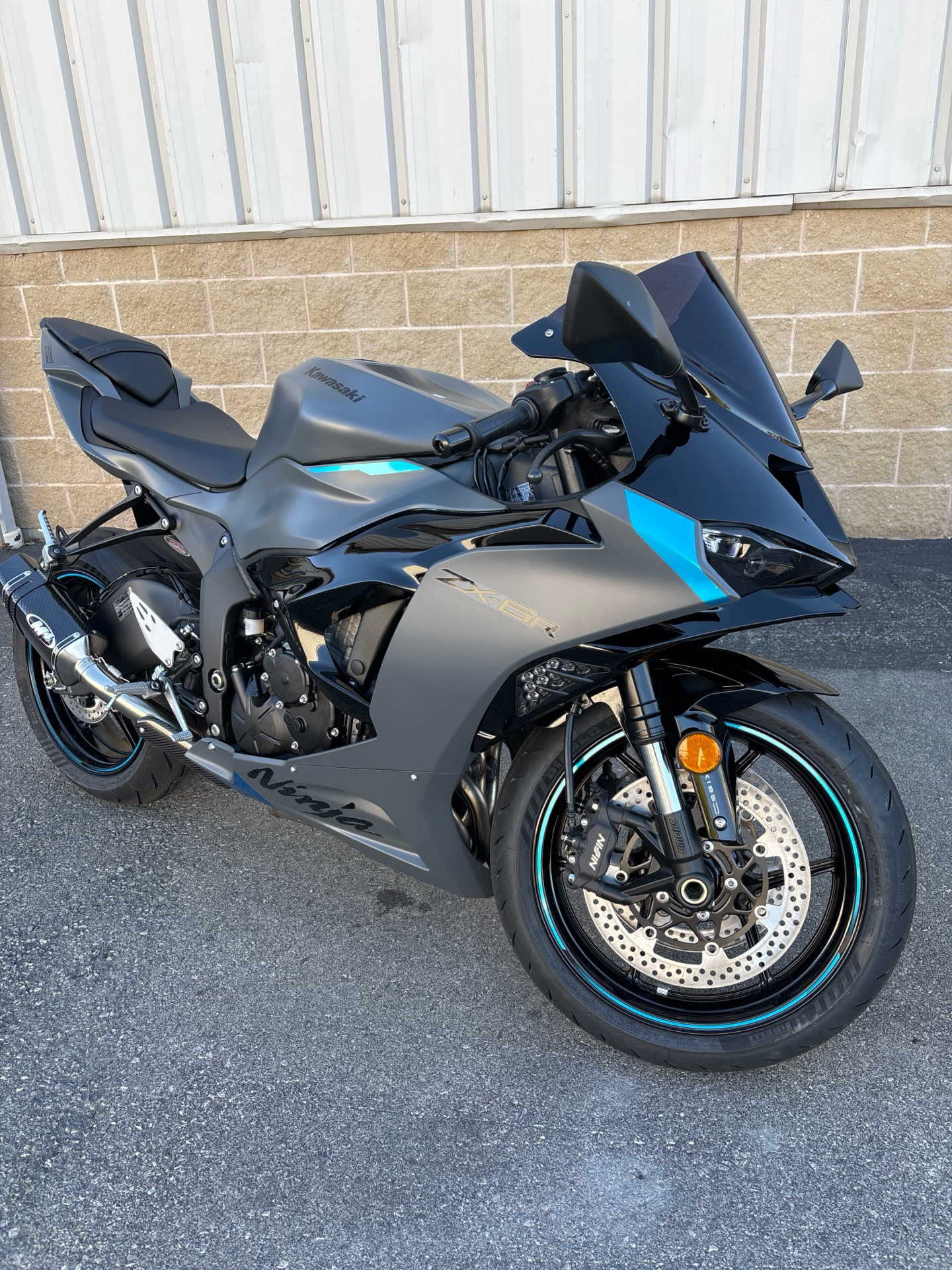 2025 Ninja® ZX-6R ABS