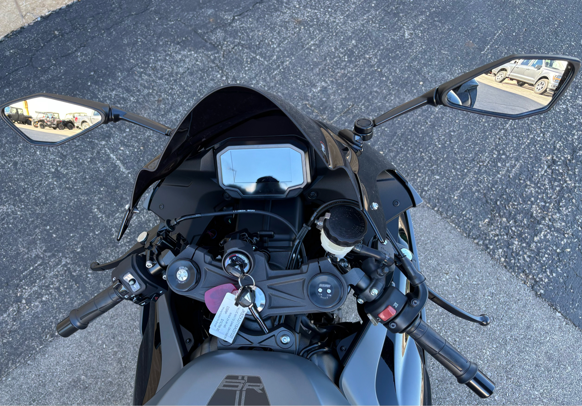 『Darkness & Shine』 New 2025 Kawasaki Ninja® ZX™-6R ABS, De Pere WI | Specs, Price
