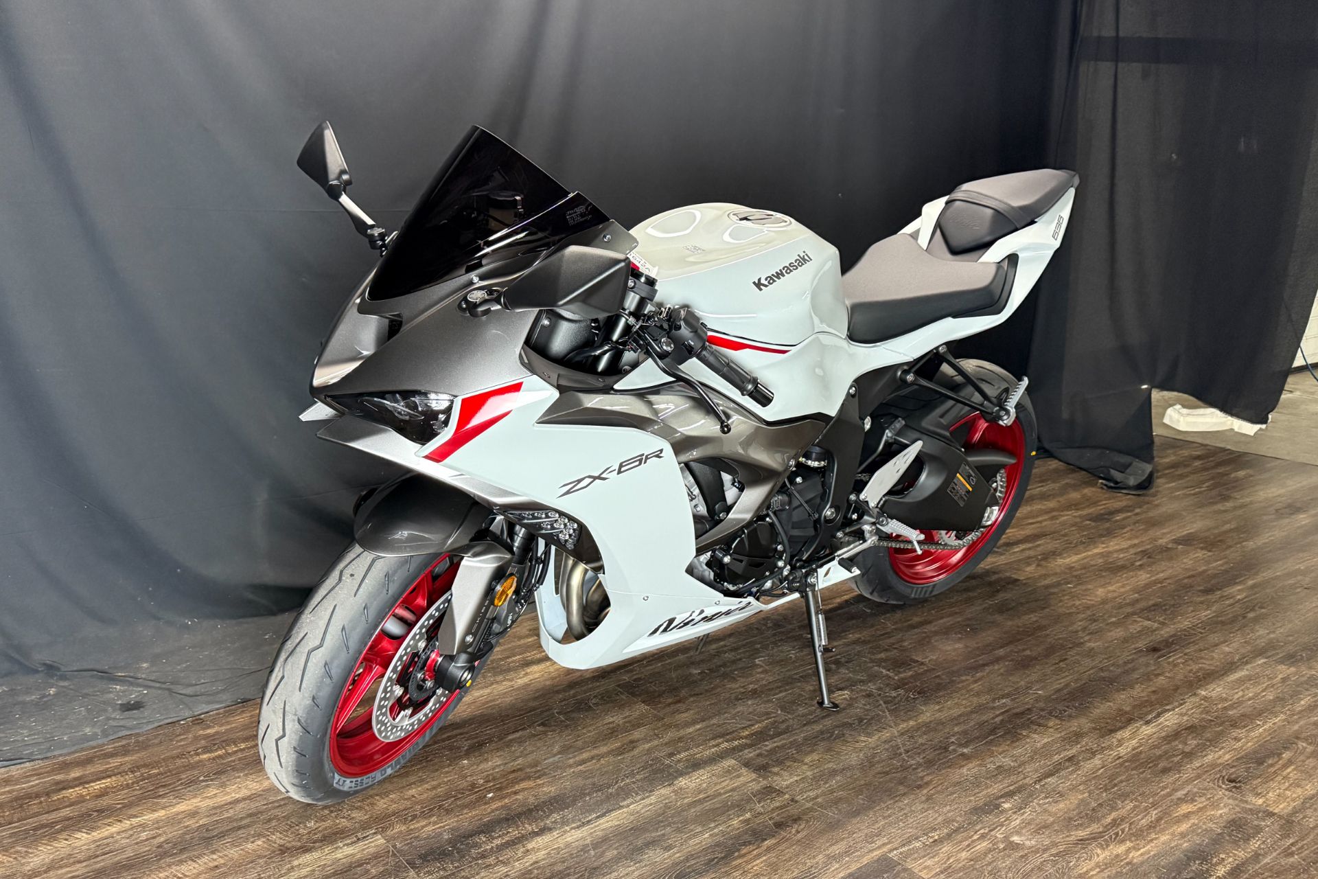New 2025 Kawasaki Ninja® ZX™-6R, De Pere WI | Specs, Price, Photos