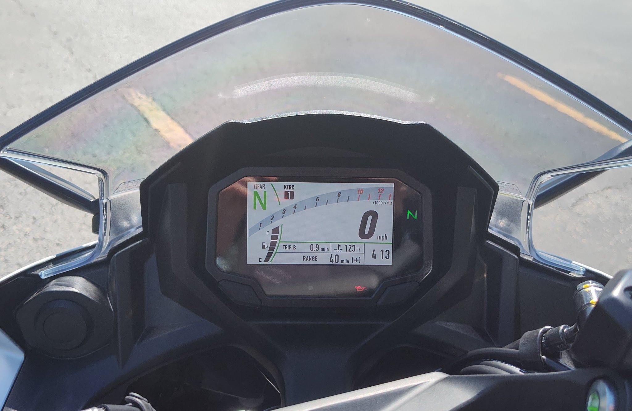 2026 Kawasaki Ninja® 650 ABS 6
