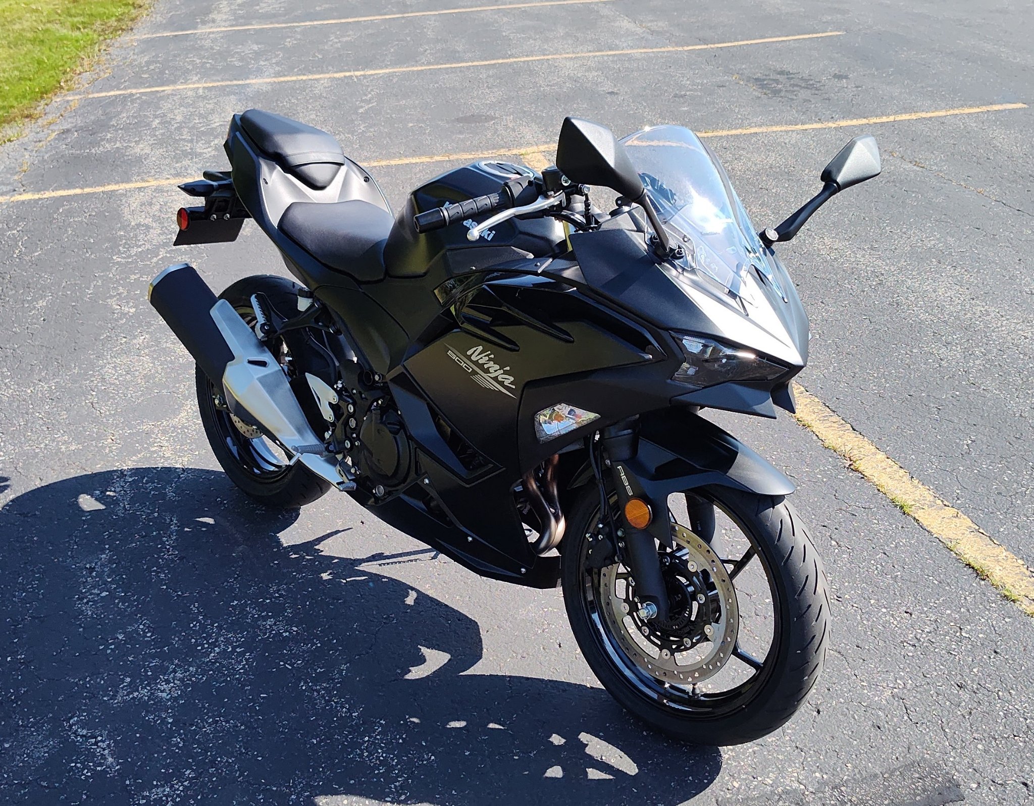 2026 Kawasaki Ninja® 500 ABS 5