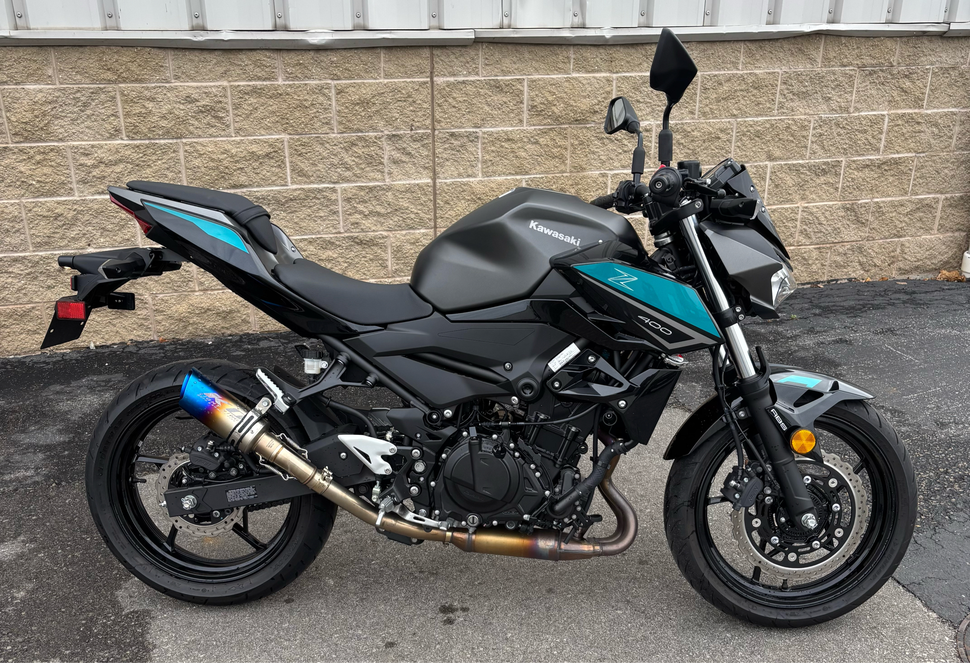 Used 2023 Kawasaki Z400 ABS, De Pere WI | Specs, Price, Photos