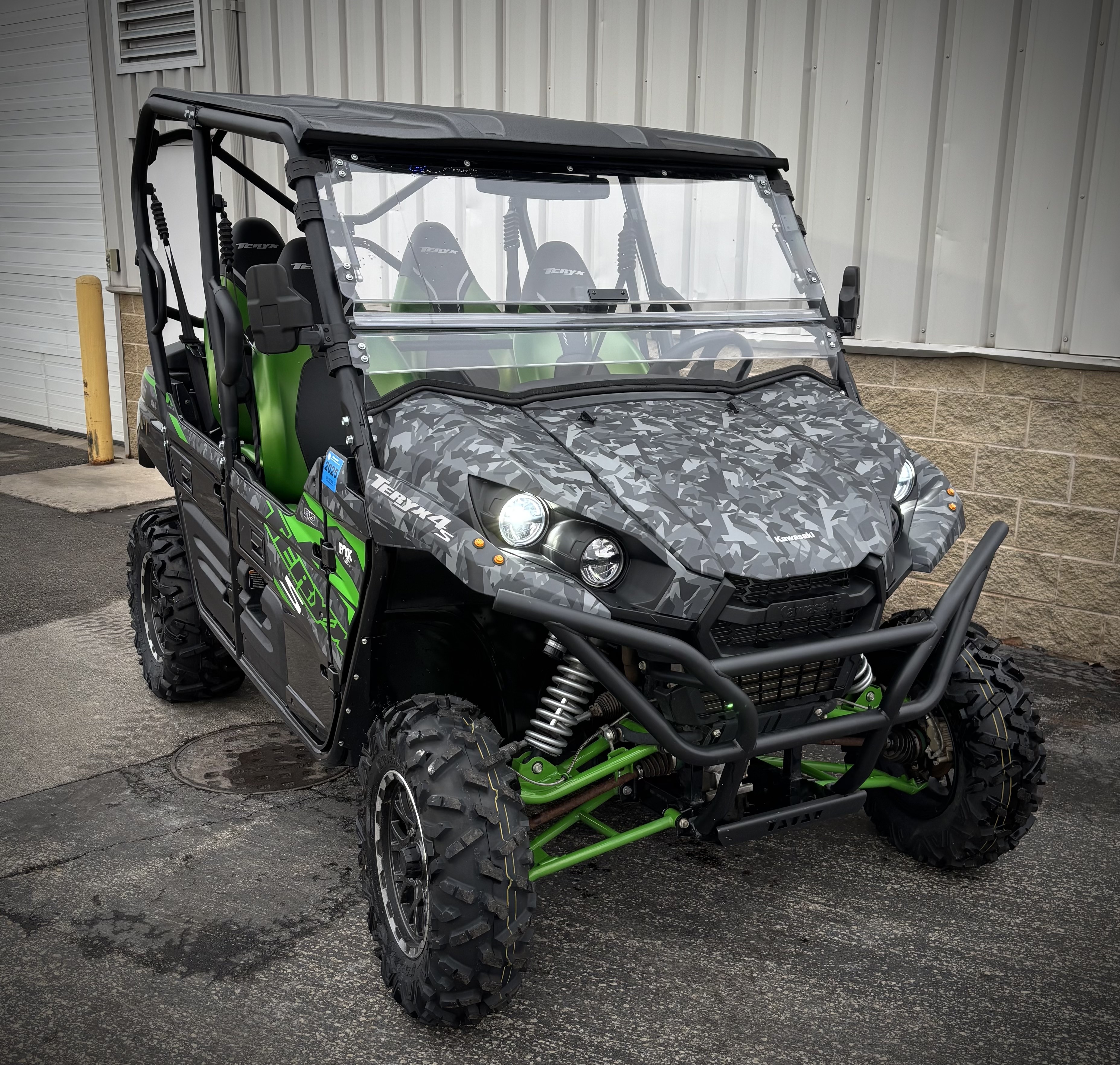 2023 Teryx4 S LE