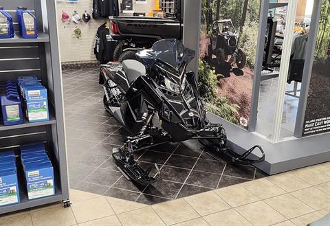 2027 Polaris 850 INDY XC 137 Gloss Black 7S ES — photo 1 of 19