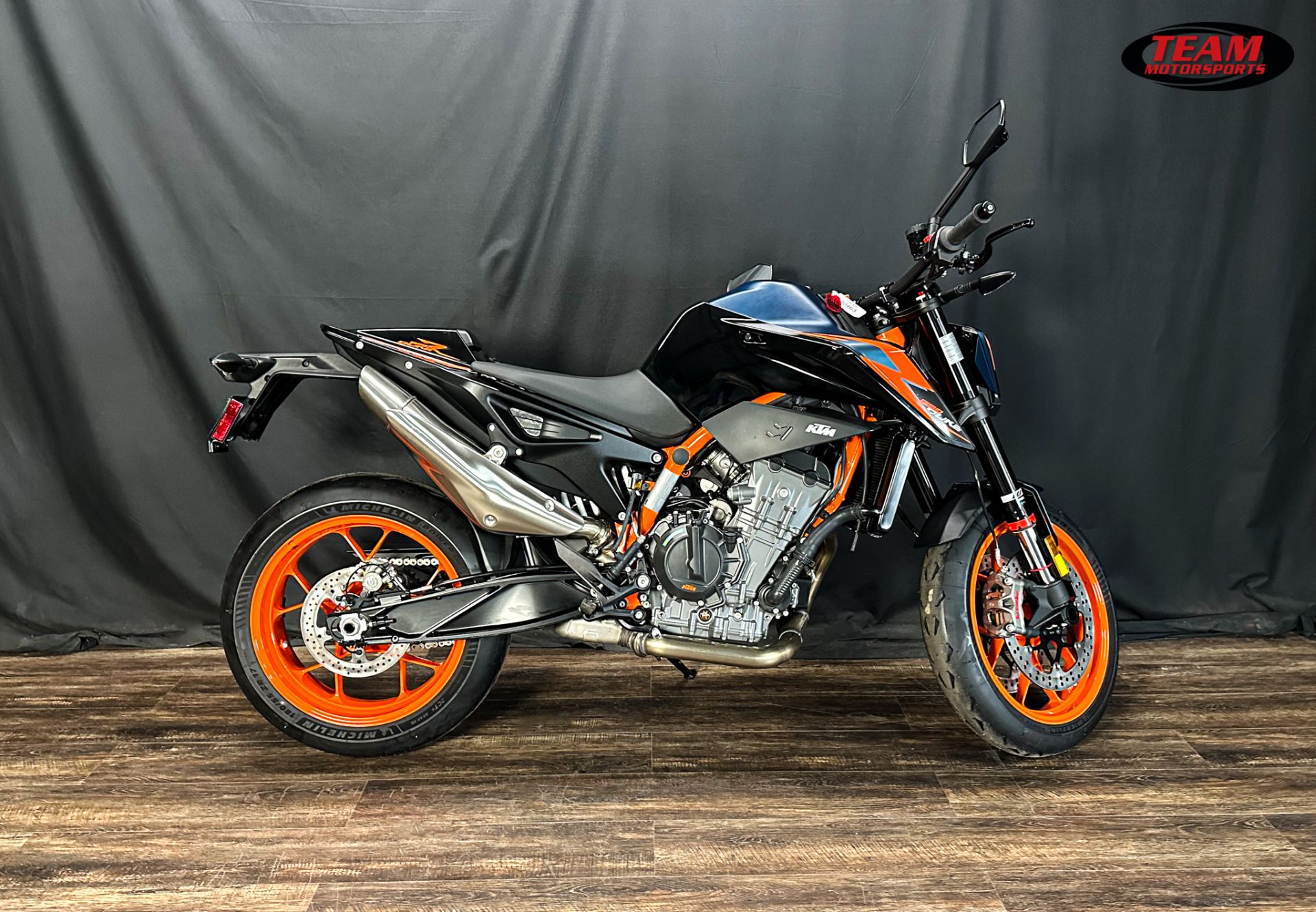 New 2023 KTM 890 Duke R, De Pere WI | Specs, Price, Photos