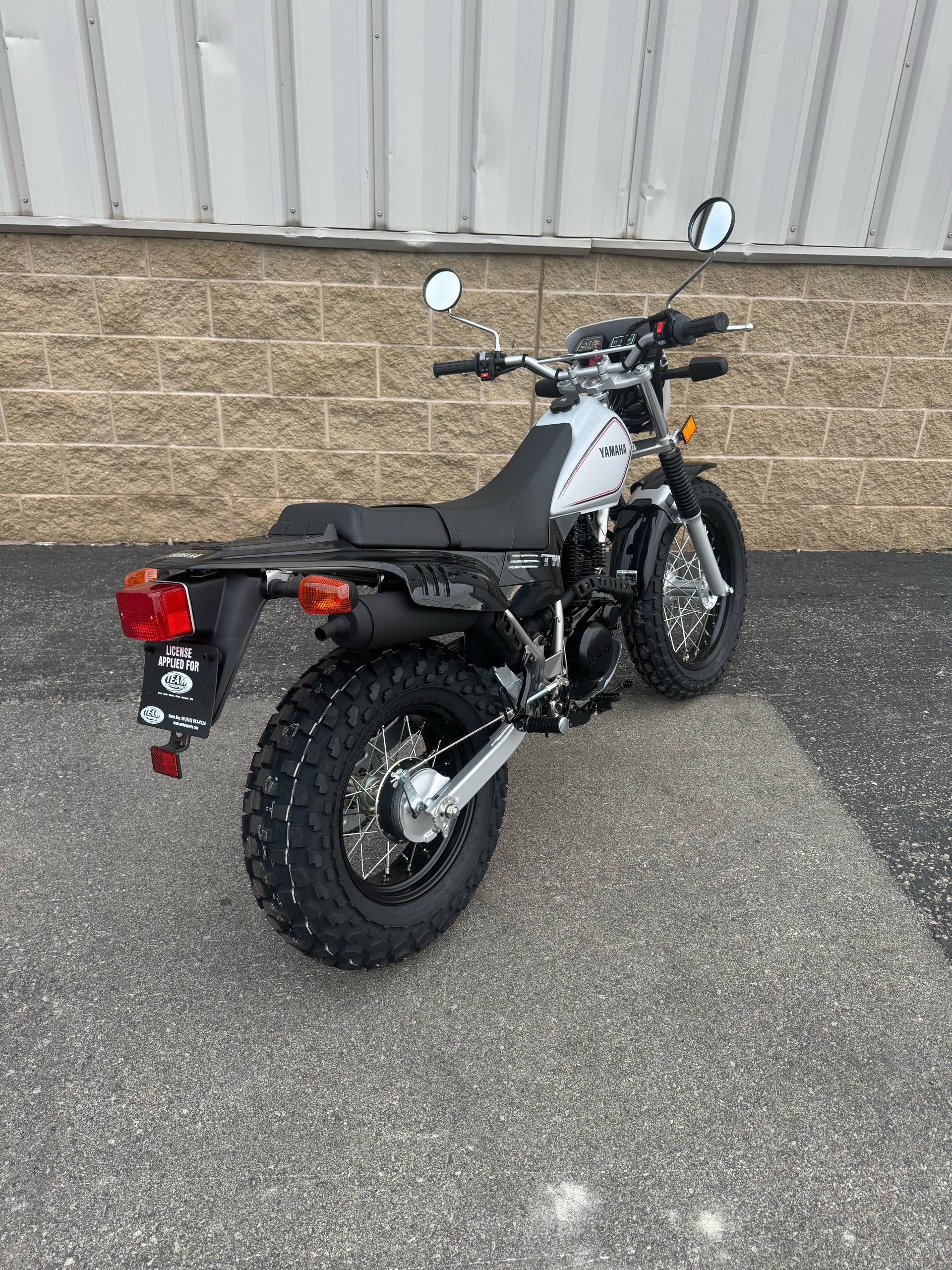 New 2026 Yamaha TW200, De Pere WI | Specs, Price, Photos | Gallant
