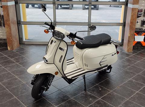 2025 Genuine Scooters Grand Prix 300s — photo 1 of 3