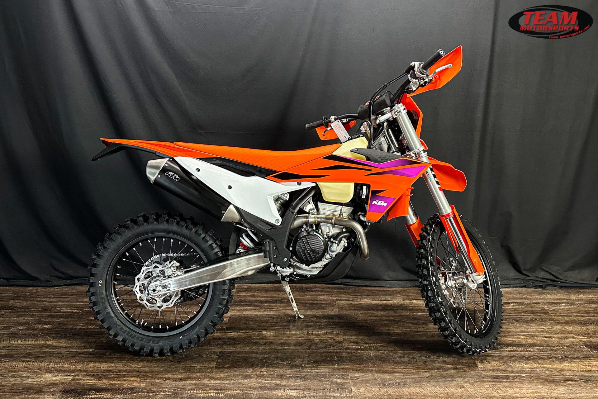 2024 350 XW-F