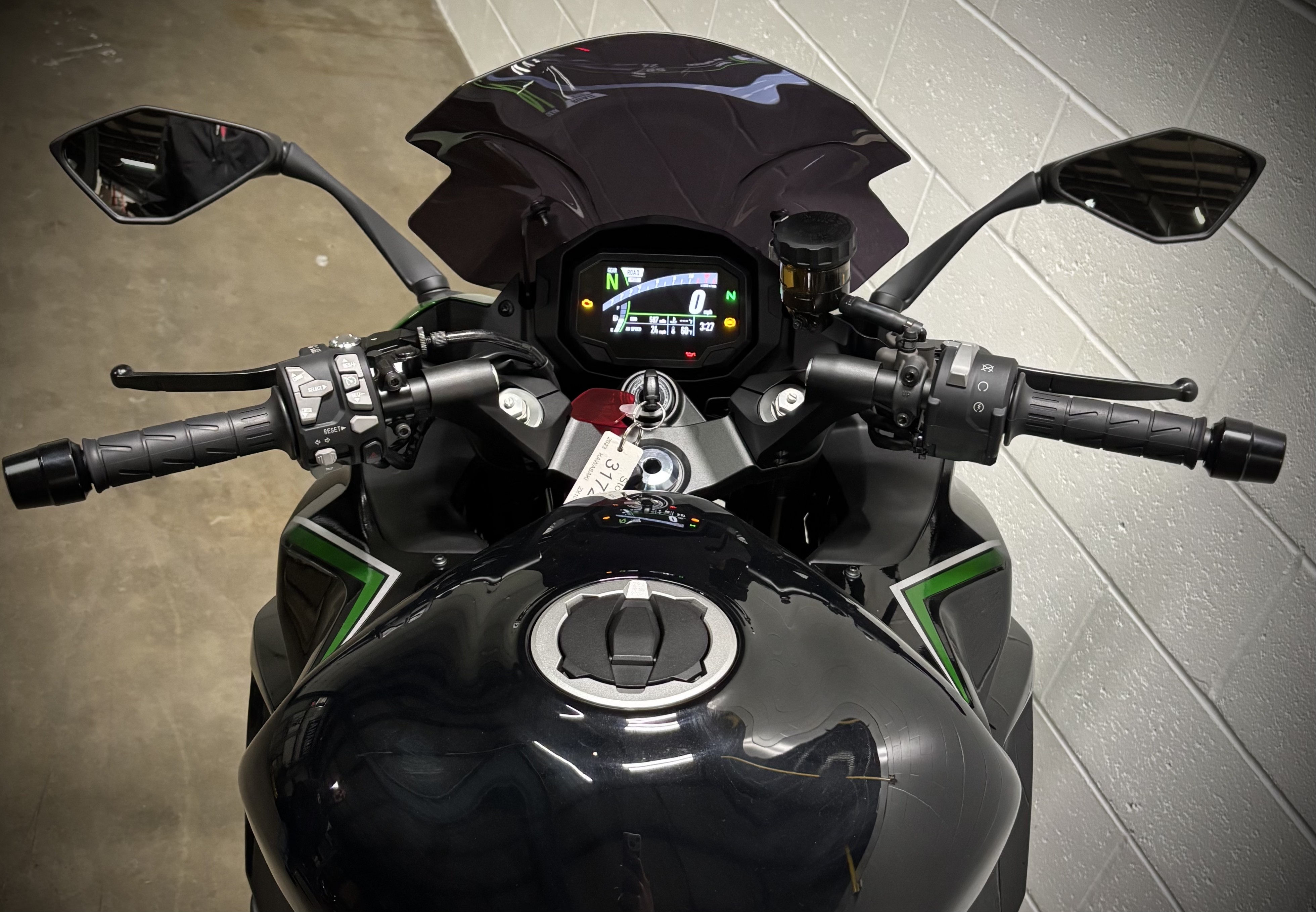 Used 2023 Kawasaki Ninja 1000SX, De Pere WI | Specs, Price, Photos