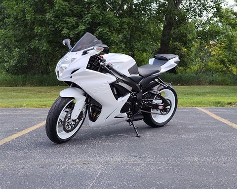 2019 Suzuki GSX-R600 — photo 1 of 8