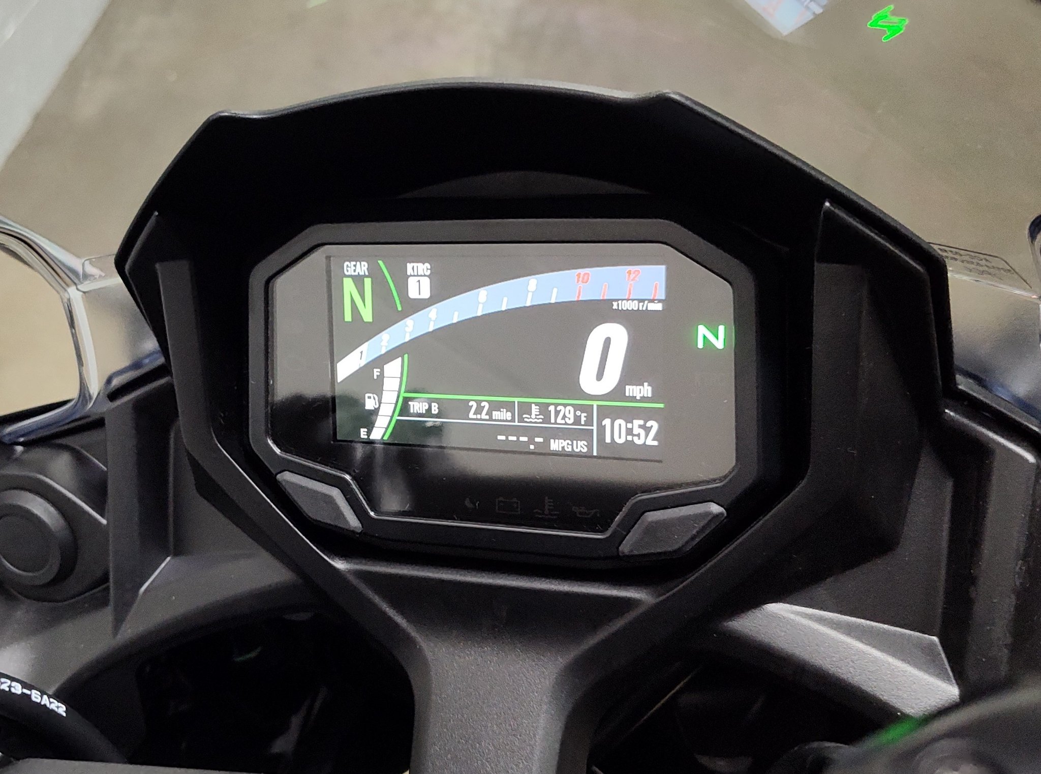 2026 Kawasaki Ninja® 650 4