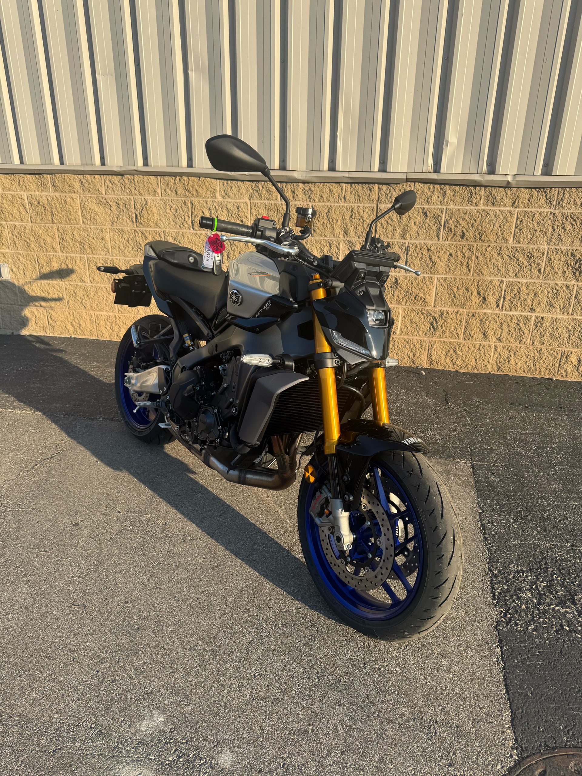 New 2025 Yamaha MT-09 SP, De Pere WI | Specs, Price, Photos