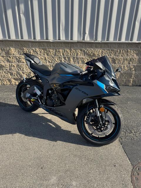 New 2025 Kawasaki Ninja ZX-6R, De Pere WI | Specs, Price, Photos