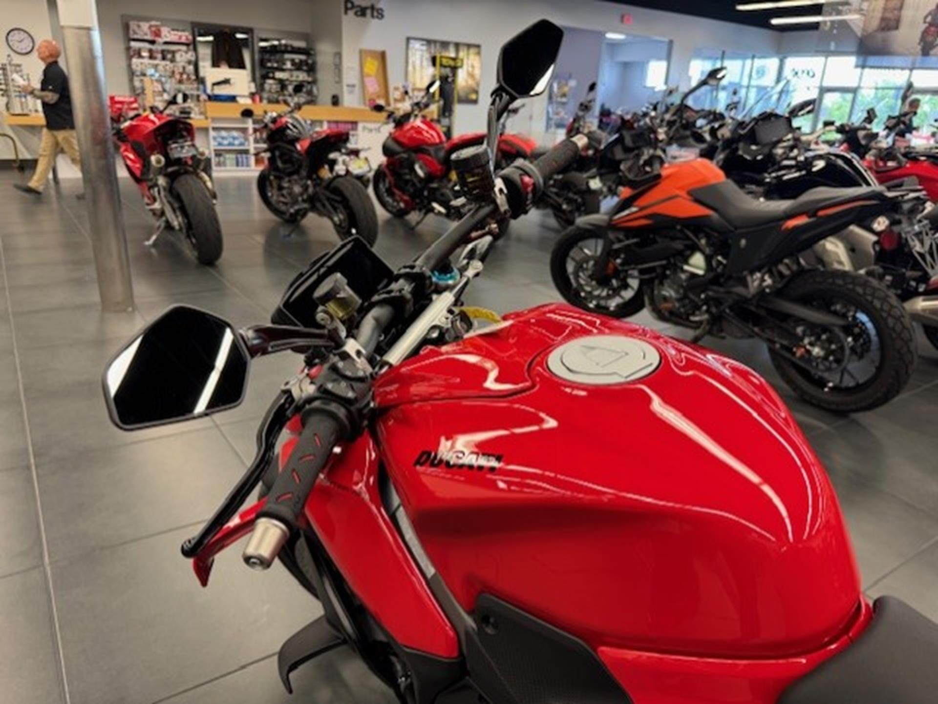 2026 Ducati Streetfighter V4 S in Fort Myers, Florida - Photo 5