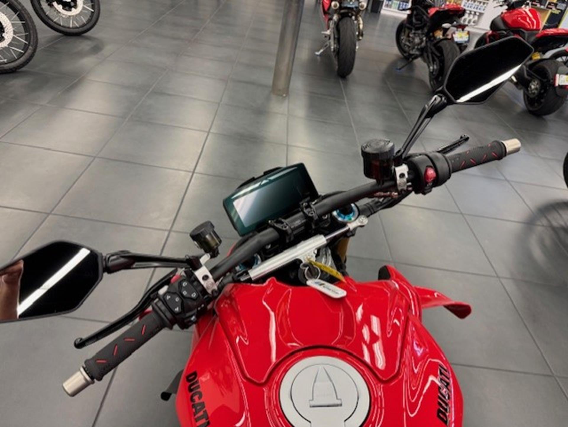 2026 Ducati Streetfighter V4 S in Fort Myers, Florida - Photo 15