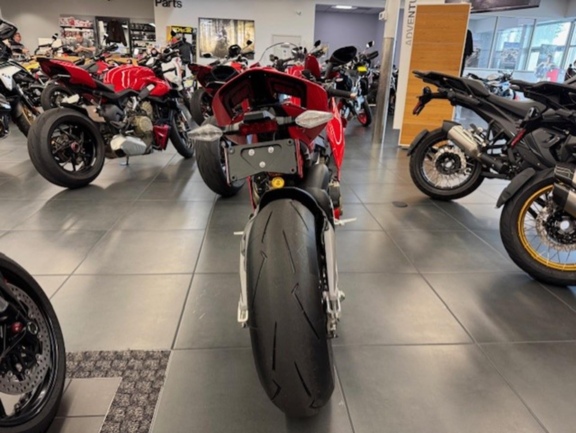 2025 Ducati Panigale V4 S in Fort Myers, Florida - Photo 3