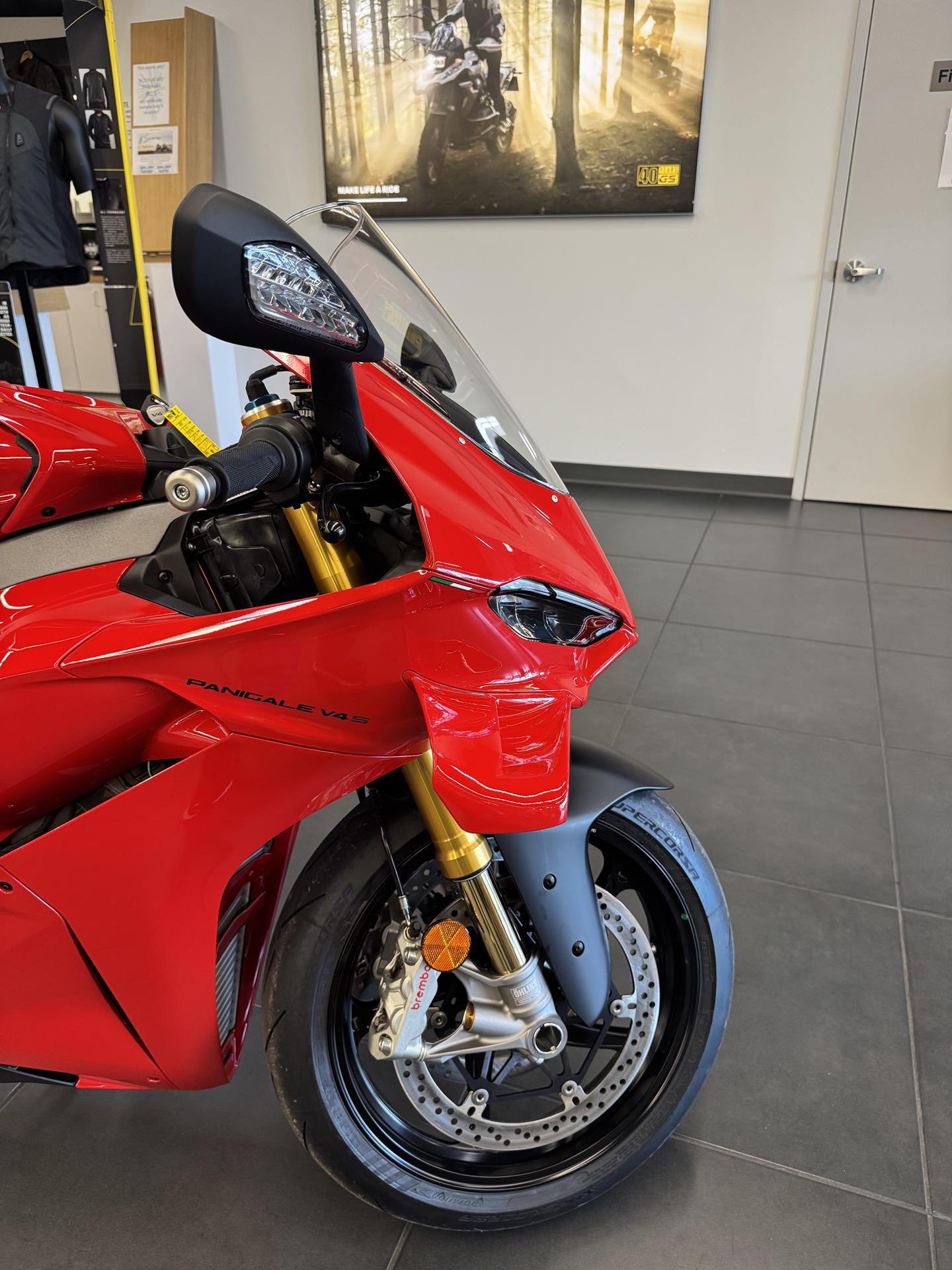 2025 Ducati Panigale V4 S in Fort Myers, Florida - Photo 5
