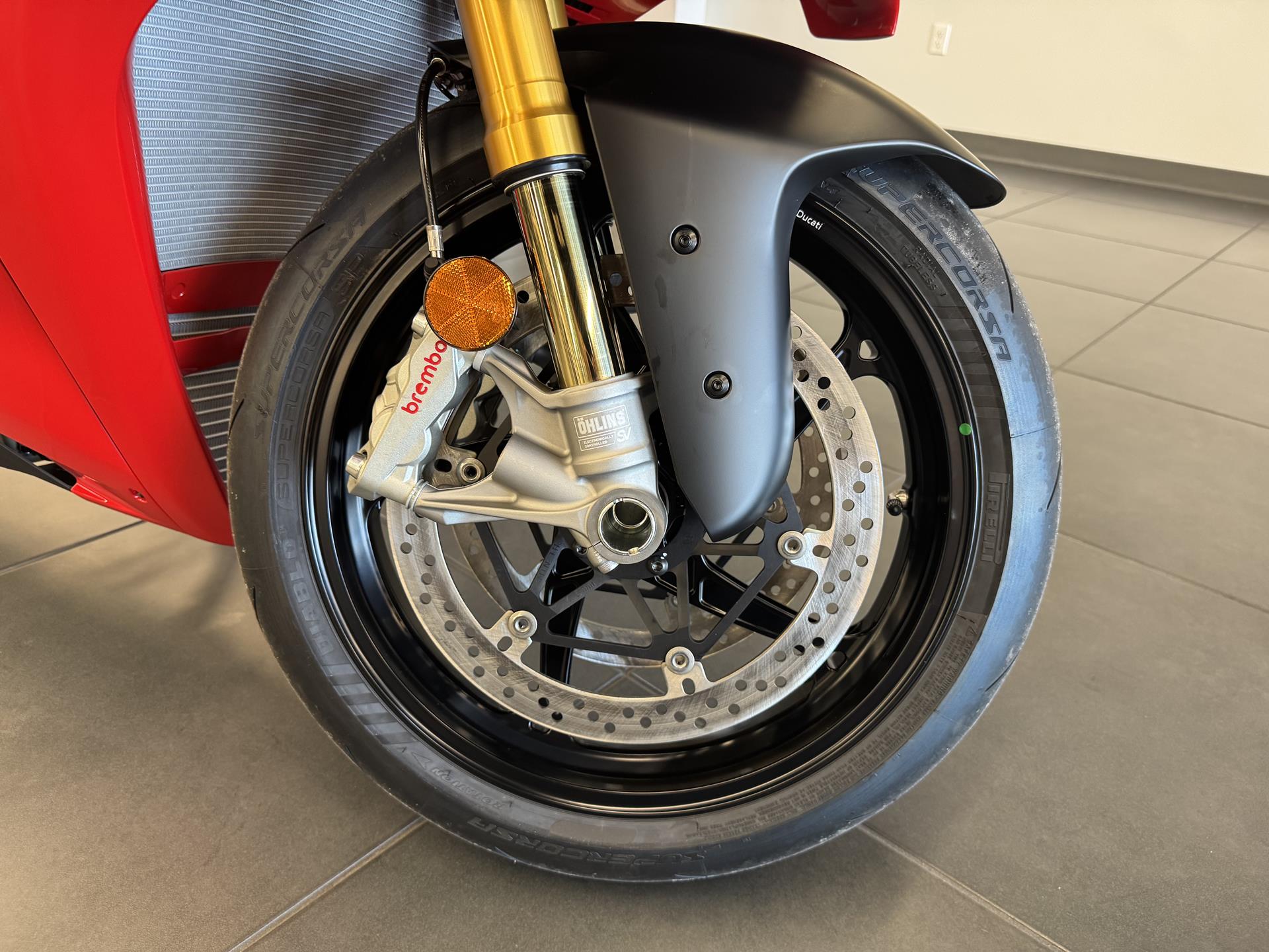 2025 Ducati Panigale V4 S in Fort Myers, Florida - Photo 10