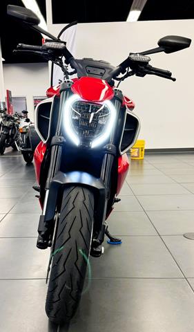 2025 Ducati Diavel V4 in Fort Myers, Florida - Photo 3