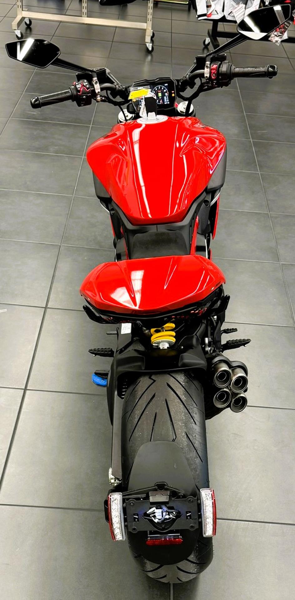 2025 Ducati Diavel V4 in Fort Myers, Florida - Photo 6
