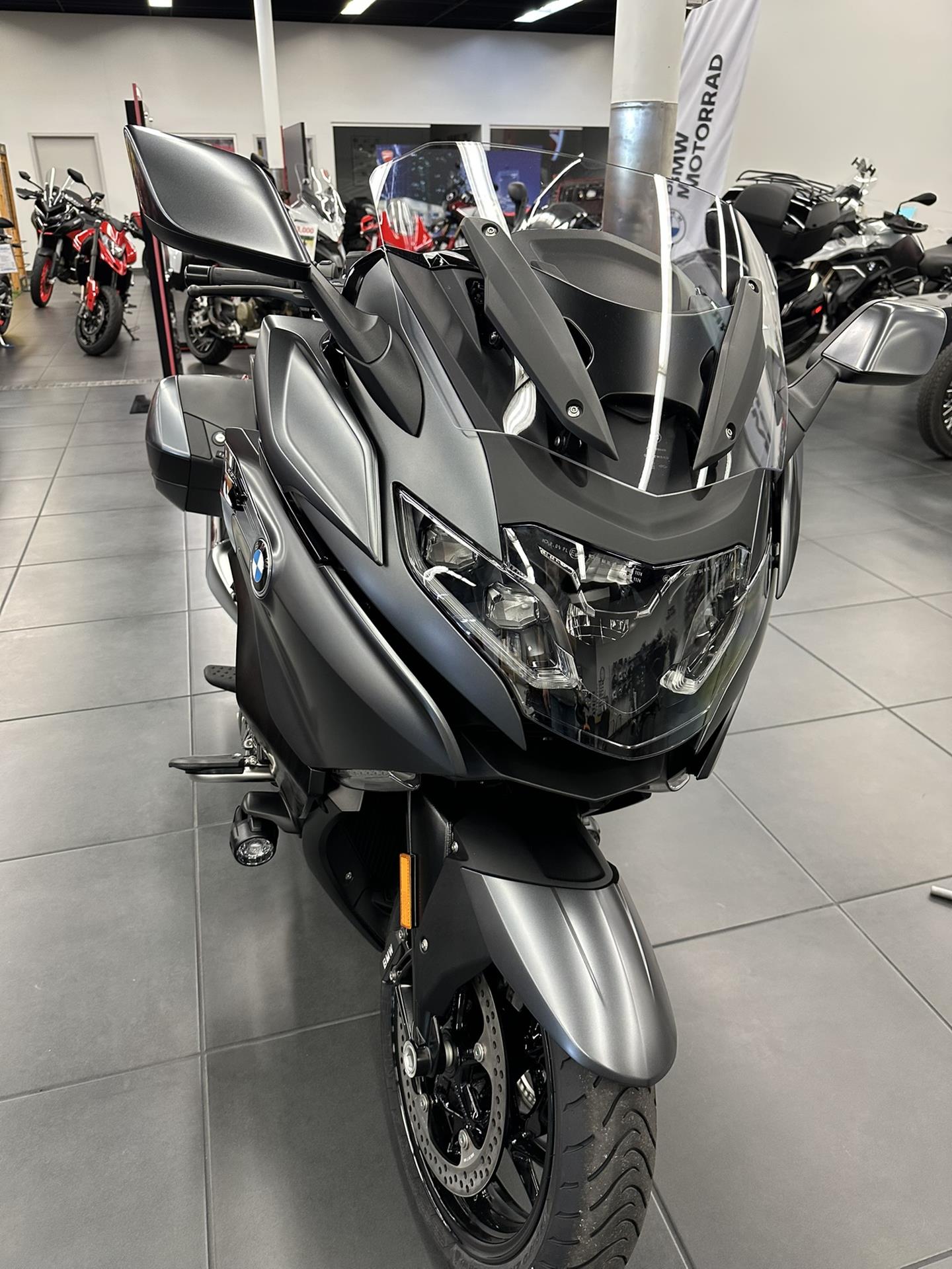 2025 BMW K 1600 B in Fort Myers, Florida - Photo 2