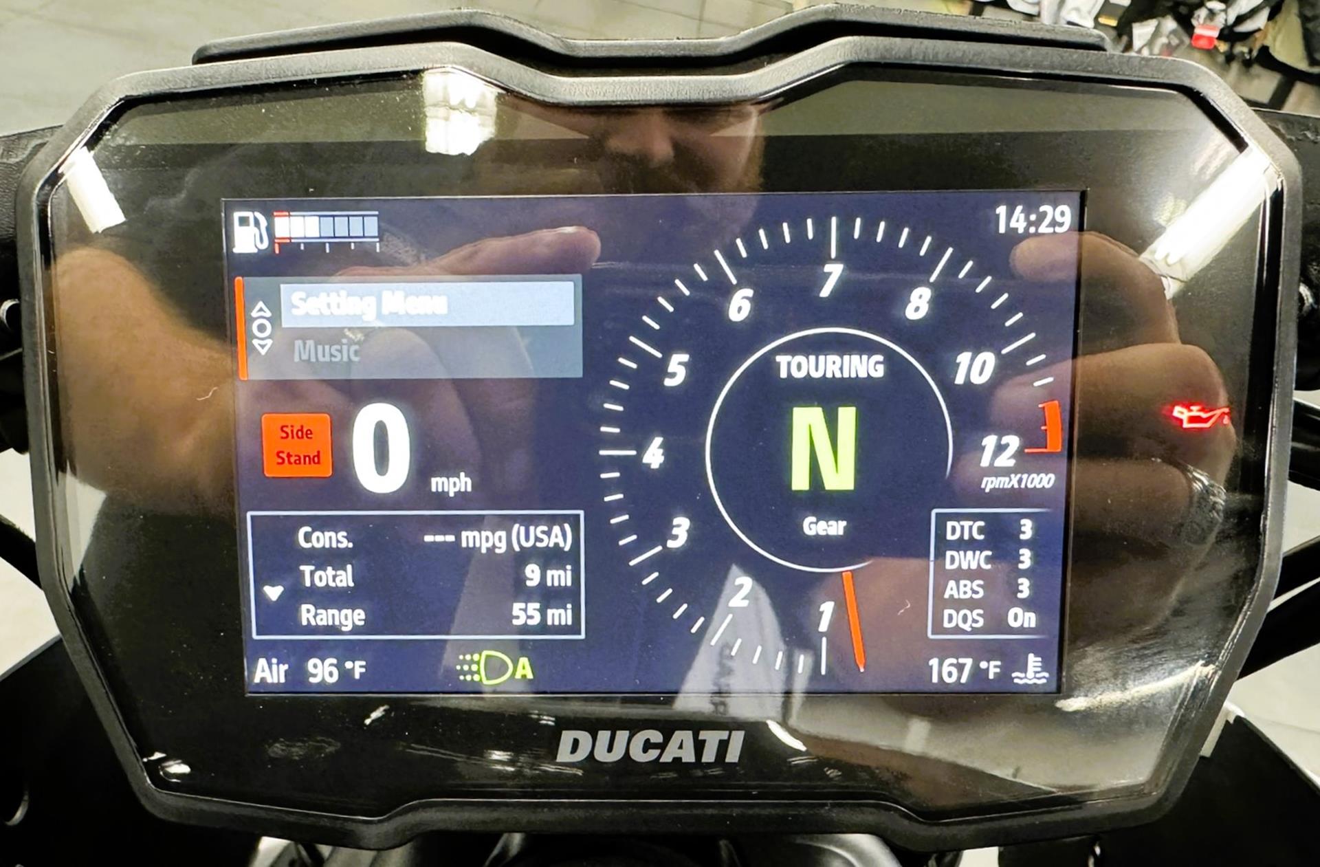 2025 Ducati Diavel V4 in Fort Myers, Florida - Photo 9