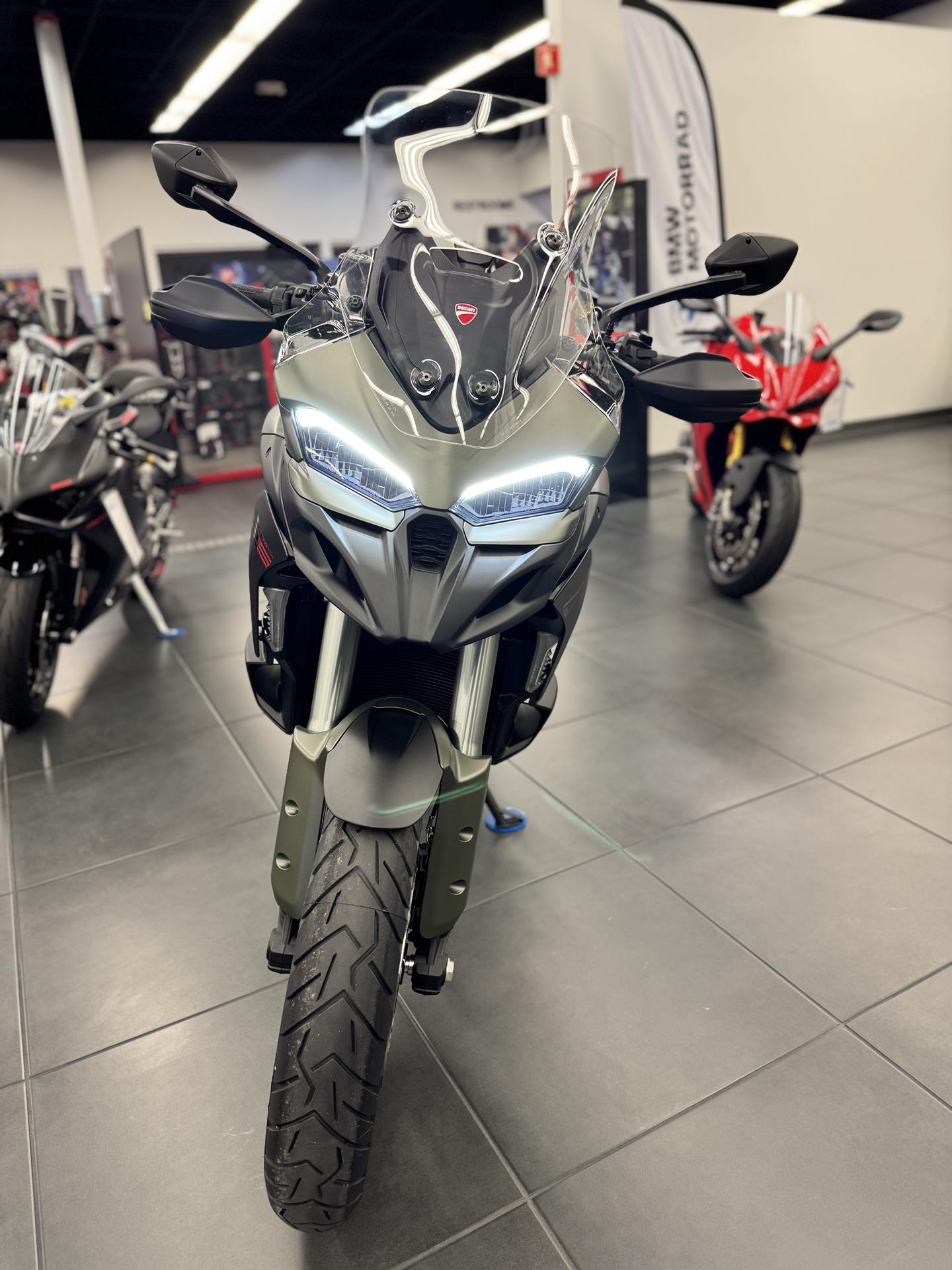 2025 Ducati Multistrada V2 S in Fort Myers, Florida - Photo 4