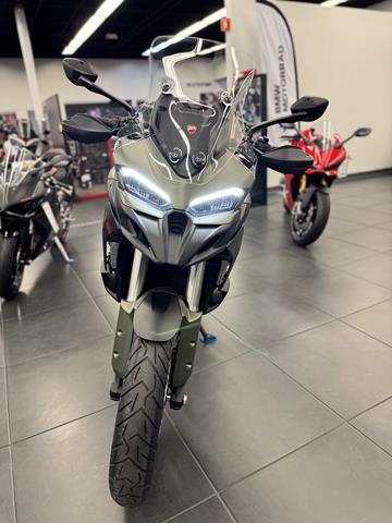 2025 Ducati Multistrada V2 S in Fort Myers, Florida - Photo 4