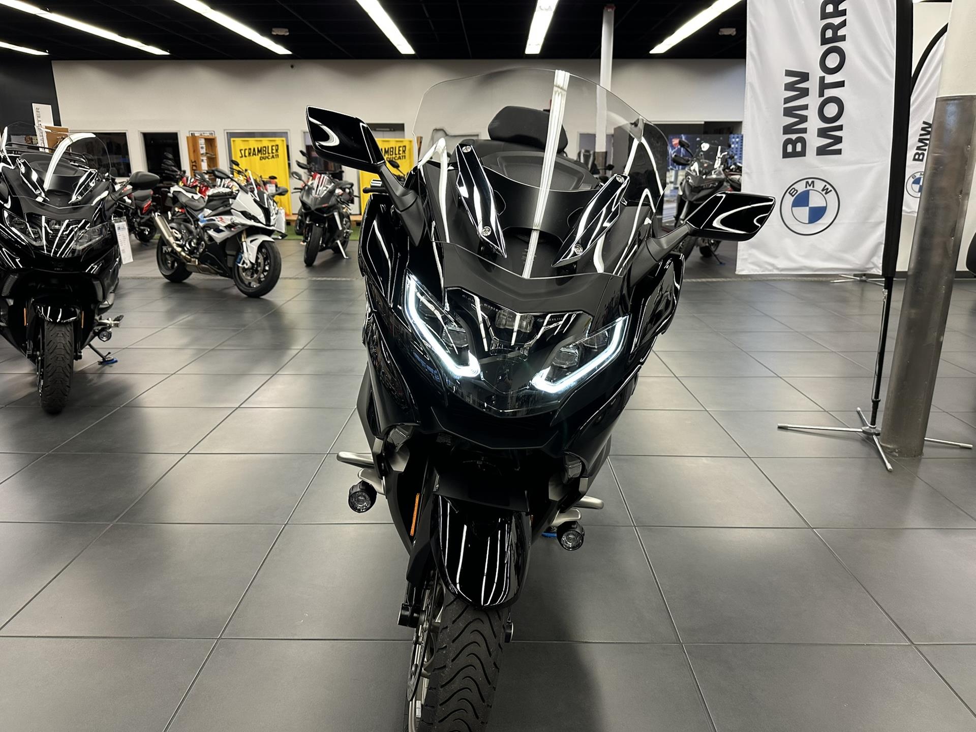 2025 BMW K 1600 GTL in Fort Myers, Florida - Photo 2