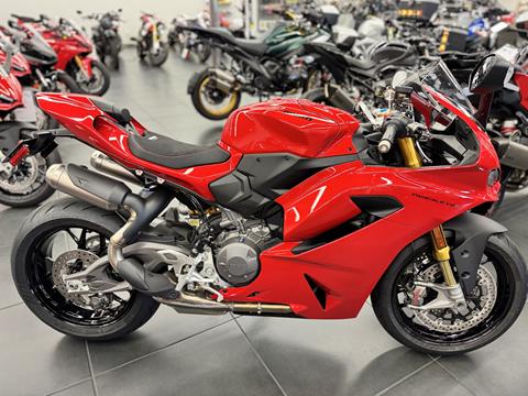 2025 Ducati Panigale V2 S in Fort Myers, Florida - Photo 1