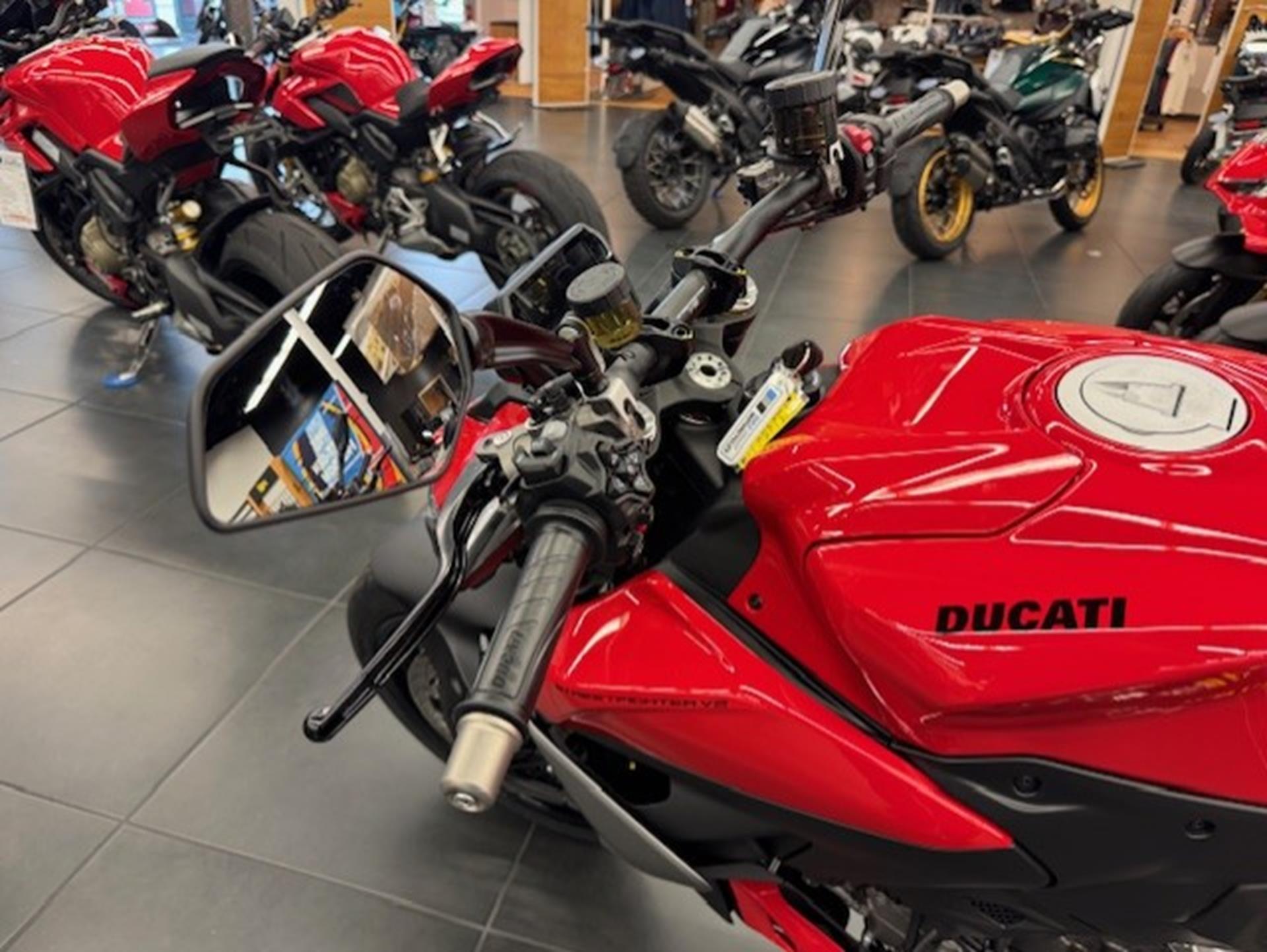 2026 Ducati Streetfighter V2 in Fort Myers, Florida - Photo 5