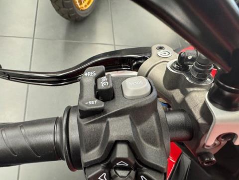 2026 Ducati Streetfighter V2 in Fort Myers, Florida - Photo 9