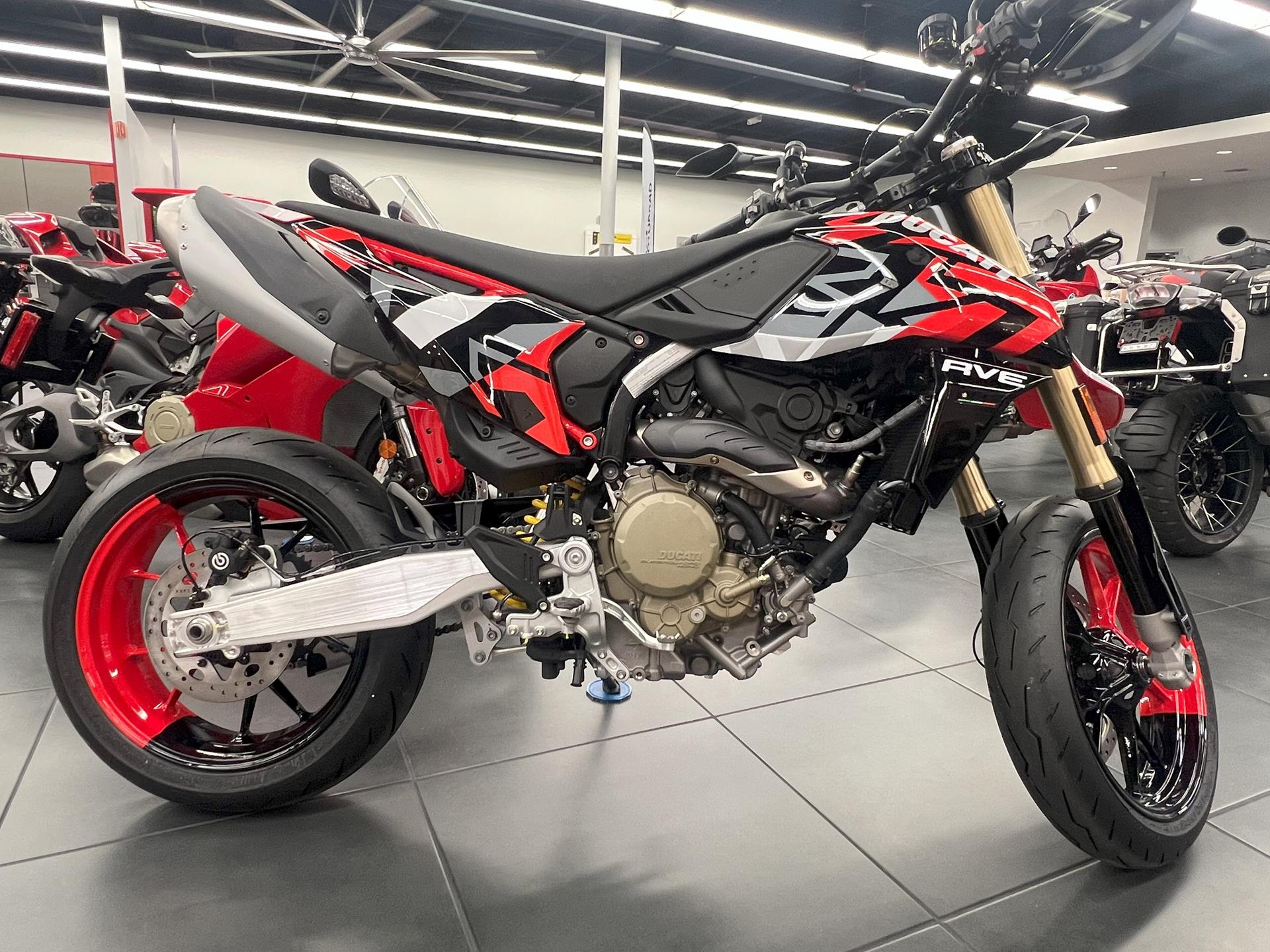 2025 Ducati Hypermotard 698 Mono RVE in Fort Myers, Florida - Photo 1