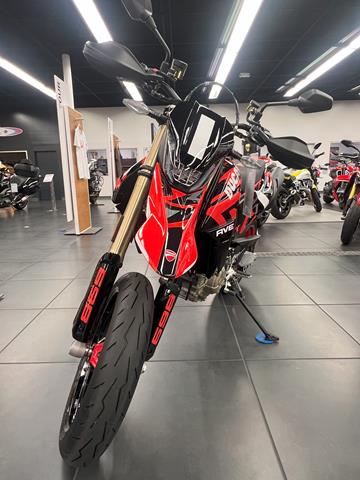 2025 Ducati Hypermotard 698 Mono RVE in Fort Myers, Florida - Photo 2
