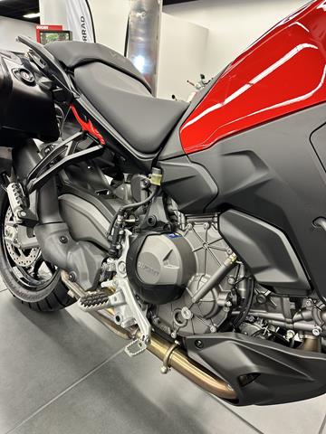 2025 Ducati Multistrada V2 S in Fort Myers, Florida - Photo 6