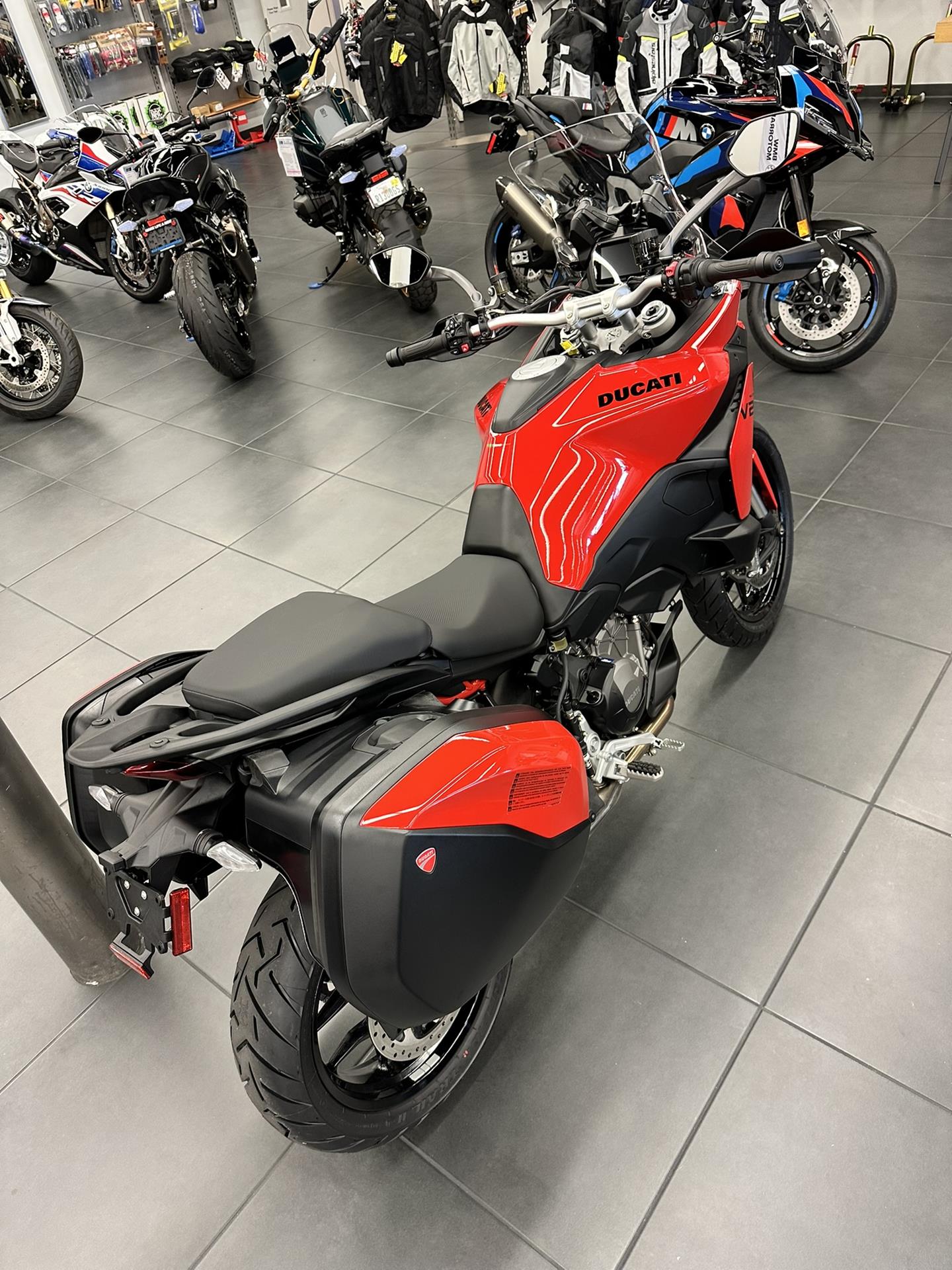 2025 Ducati Multistrada V2 S in Fort Myers, Florida - Photo 7