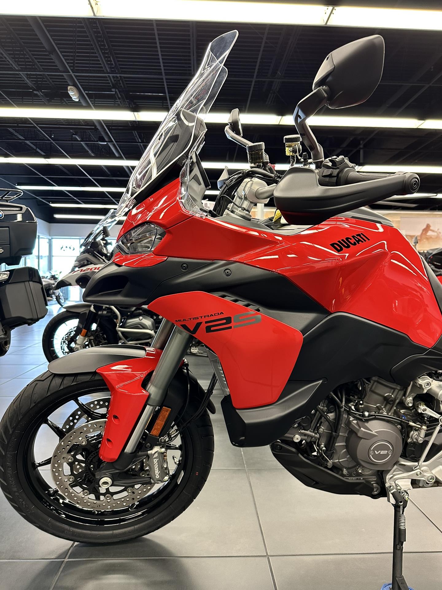 2025 Ducati Multistrada V2 S in Fort Myers, Florida - Photo 11
