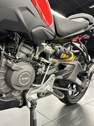 2025 Ducati Multistrada V2 S in Fort Myers, Florida - Photo 12