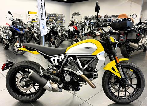 2025 Ducati Scrambler Icon in Fort Myers, Florida - Photo 1